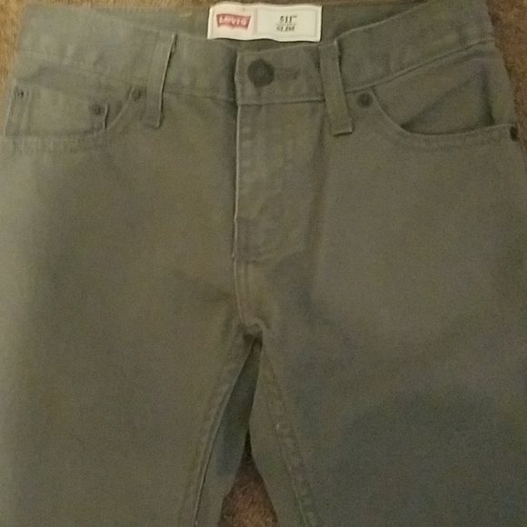 Boys size 8 Levi's Jean's gray pants - Picture 3 of 5